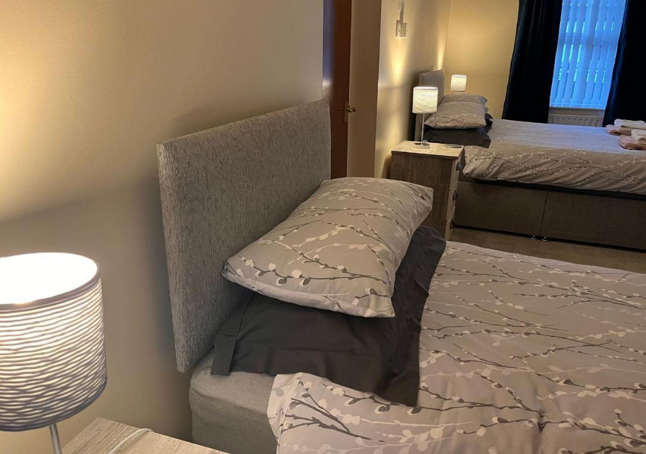 3 Bedroom Apartment, Ballymena, The Wee Stop Gap 외부 사진