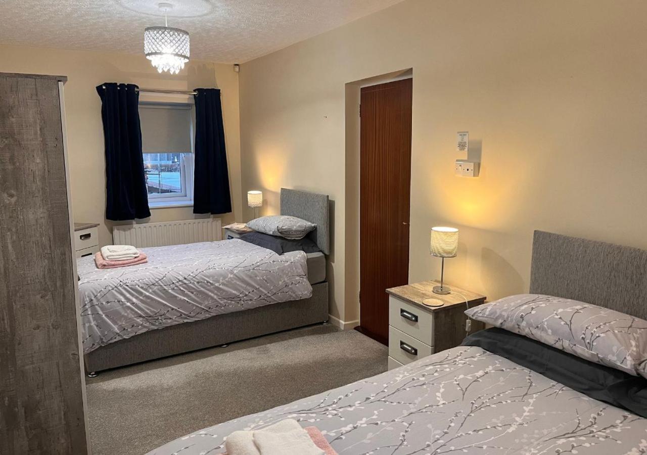 3 Bedroom Apartment, Ballymena, The Wee Stop Gap 외부 사진
